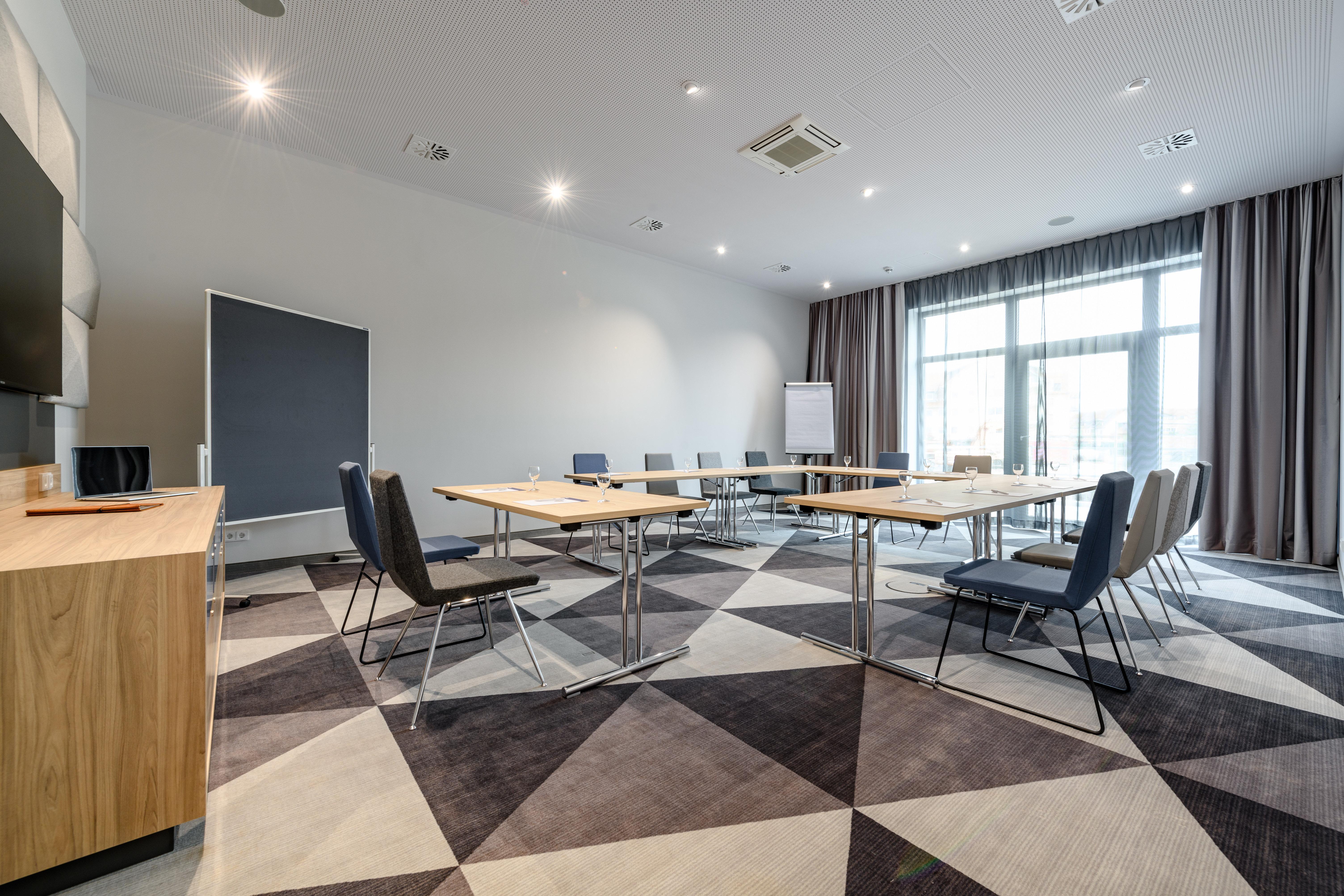 Holiday Inn Express - Fulda By Ihg Экстерьер фото